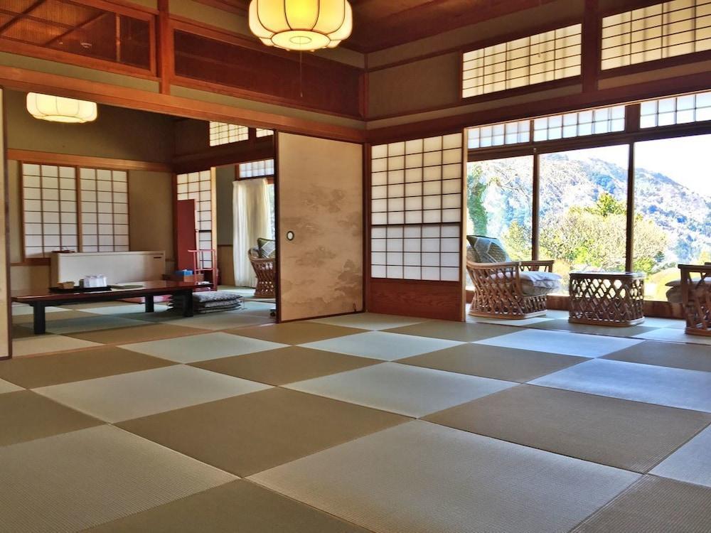 Ohito Hotel Izunokuni Eksteriør bilde