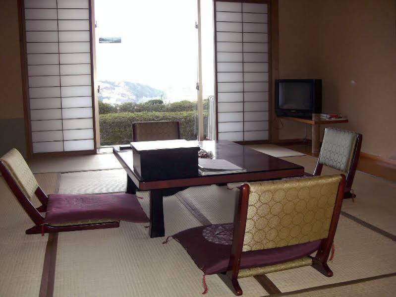 Ohito Hotel Izunokuni Eksteriør bilde